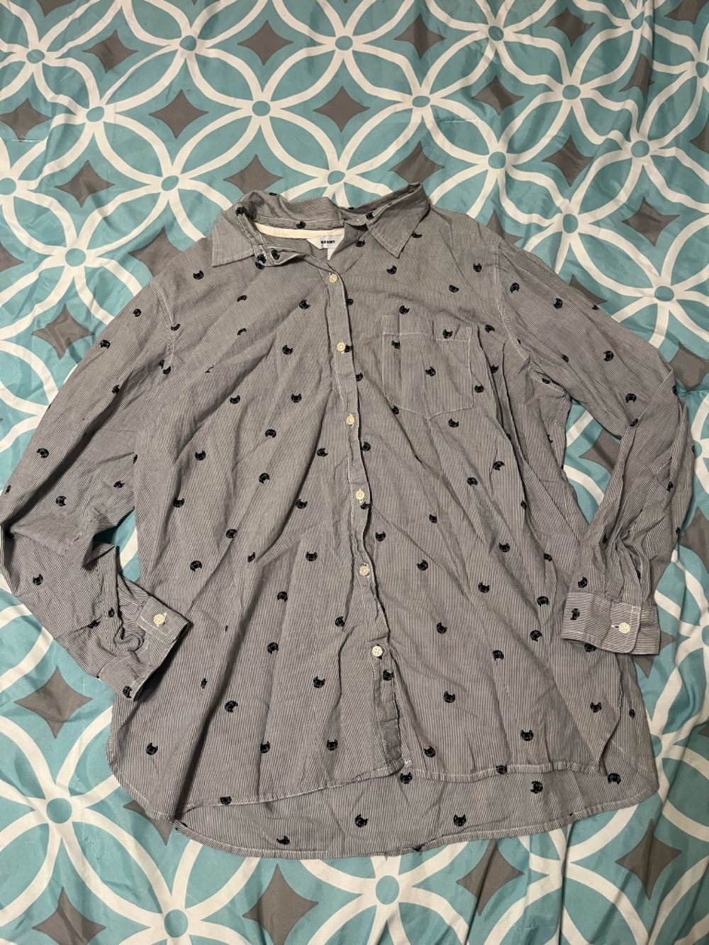 Old Navy Grey & White Striped Button-Up Shirt with Black Cat Print